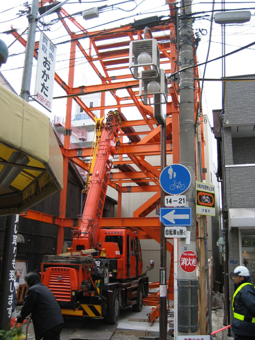 千林商店街 4階建方